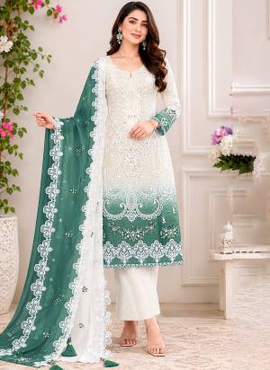 Looking These Party Wear Designer Salwar Suits in Fine Colored Pair With Dupatta.These Top Are Georgette And Dupatta Are Fabricated On Georgette Pair With Crepe Bottom And Inner.Its Beautified With Designer Embroidery Work.