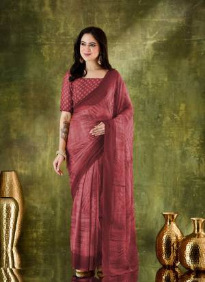 Looking These Party Wear Ready To Wear Saree in Fine Colored.These Saree Are Chiffon And Blouse is Chiffon Fabricated.Its Beautified With Designer Printed.