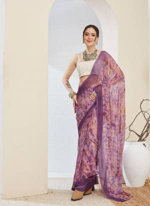 Looking These Party Wear Ready To Wear Saree in Fine Colored.These Saree Are Chiffon And Blouse is Chiffon Fabricated.Its Beautified With Designer Printed.
