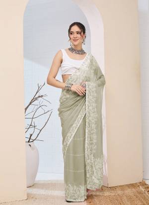Looking These Party Wear Ready To Wear Saree in Fine Colored.These Saree Are Chiffon And Blouse is Chiffon Fabricated.Its Beautified With Designer Printed.