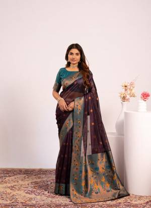 Attractive These Festive And Party Wear Saree in Fine Colored.These Saree And Blouse is Fabricated On Tissue Silk.Its Beautified With Woven Jari,Paithani Pallu Designer.