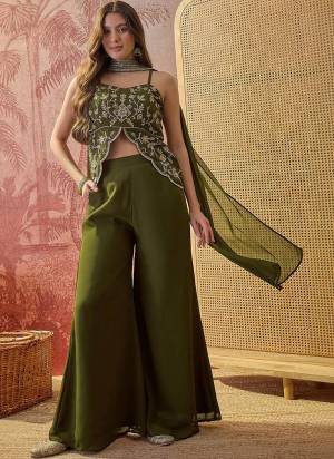 Looking These Suit in Fine Colored Pair With Bottom And Dupatta.These Top Are Georgette And Bottom Are Fabricated On Georgette Pair With Georgette Dupatta.Its Beautified With Designer Embroidery Work.
