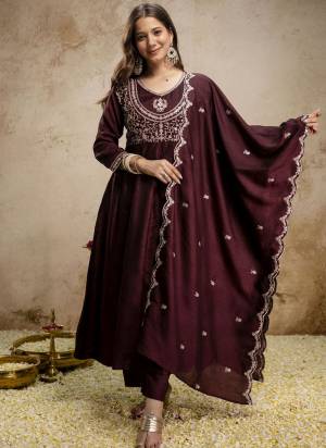 Garb These Suit in Fine Colored Pair With Bottom And Dupatta.These Top Are Vichitra Silk And Bottom Are Fabricated On Vichitra Silk Pair With Vichitra Dupatta.Its Beautified With Designer Embroidery Work.