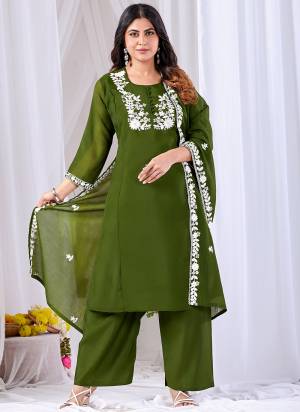 Garb These Suit in Fine Colored Pair With Bottom And Dupatta.These Top Are Mul Cotton And Bottom Are Fabricated On Roman Silk Pair With Mul Cotton Dupatta.Its Beautified With Designer Embroidery Work.