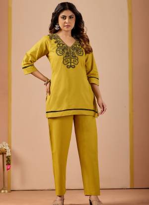 Looking These Co Ord Set in Fine Colored Pair With Bottom.These Top Are Cotton Flex And Bottom Are Fabricated On Cotton Flex Pair.Its Beautified With Designer Embroidery,Hand Work.