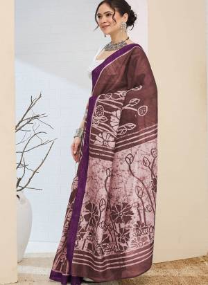 Garb These Party Wear Ready To Wear Saree in Fine Colored.These Saree Are Silk Blend And Blouse is Silk Blend Fabricated.Its Beautified With Designer Printed.