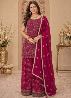 Attractive These Party Wear Sharara Suit in Fine Colored Pair Sharara With Dupatta.These Top And Dupatta Are Georgette And Viscose Jacquard Bottom Fabricated.Its Beautified With Woven Jacquard Designer With Embroidery,Swarovski Zarkan Work.