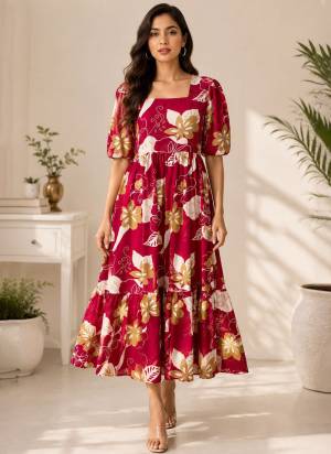 Looking These Beautiful Looking Readymade Long Kurti.These Kurti Fabricated On Cotton Blend.Its Beautified With Designer Printed.