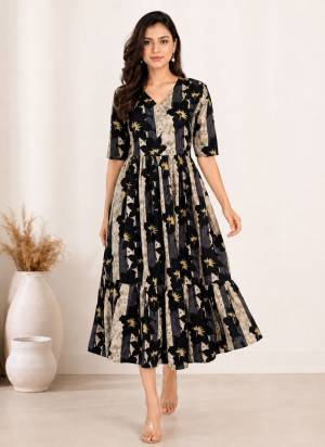 Looking These Beautiful Looking Readymade Long Kurti.These Kurti Fabricated On Rayon.Its Beautified With Designer Printed.