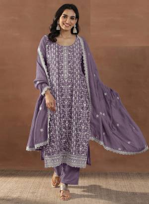 Garb These Fancy Designer Suit in Fine Colored Pair With Bottom And Dupatta.These Top Are Silk And Dupatta Are Fabricated On Silk Pair With Santoon Bottom.Its Beautified With Santoon Inner.Its Beautified With Crush Fabric With Heavy Designer Embroidery Work.