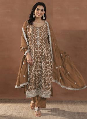 Garb These Fancy Designer Suit in Fine Colored Pair With Bottom And Dupatta.These Top Are Silk And Dupatta Are Fabricated On Silk Pair With Santoon Bottom.Its Beautified With Santoon Inner.Its Beautified With Crush Fabric With Heavy Designer Embroidery Work.