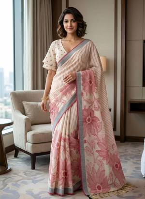 Looking These Party Wear Saree in Fine Colored.These Saree Are Linen And Blouse is Fabricated On Linen.Its Beautified With Woven Border Designer With Floral Printed.