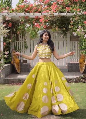 Looking These Beautiful Looking Navratri Wear Free Size Stitched Lahenga Choli.These Lahenga Are Roman Silk And Blouse is Fabricated On Roman Silk.Its Beautified With Designer Mirror Lace And Round Gota Work.