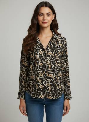 Garb These Beautiful Looking Readymade Short Shirt.These Shirt is Fabricated On Crepe.Its Beautified With Designer Digital Printed.