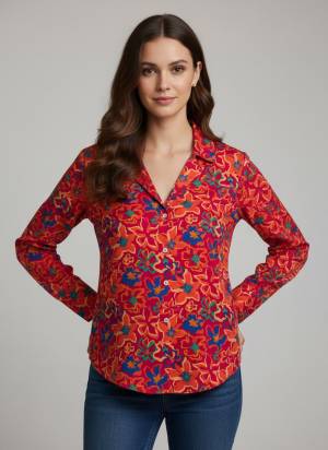 Garb These Beautiful Looking Readymade Short Shirt.These Shirt is Fabricated On Crepe.Its Beautified With Designer Digital Printed.