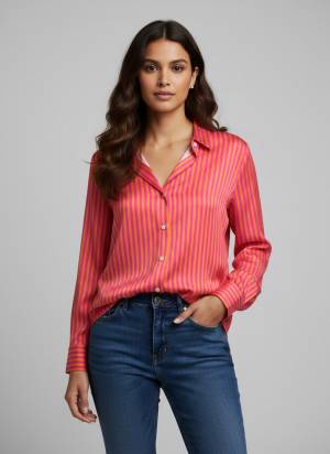 Garb These Beautiful Looking Readymade Short Shirt.These Shirt is Fabricated On Crepe.Its Beautified With Designer Digital Printed.