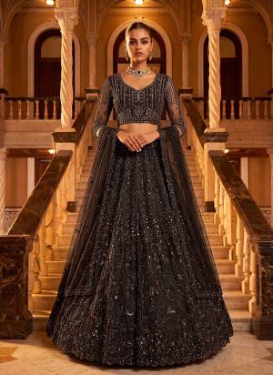 For A Fancy Designer Look,Grab These Lehenga Choli With Dupatta in Fine Colored.These Lehenga And Choli Are Net And Dupatta Are Fabricated On Soft Net Pair.Its Beautified With Fancy Patten,Jari,Sequance,Thread Embroidery,Motif Work. 