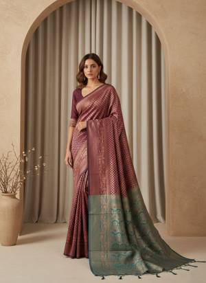 Garb These Party Wear Saree in Fine Colored.These Saree is Fabricated On Art Silk Pair With Art Silk Blouse.Its Beautified Woven Jacquard Designer.