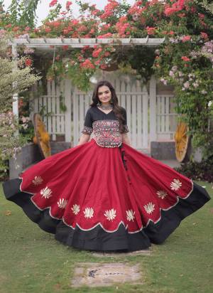 Looking These Beautiful Looking Navratri Wear Free Size Stitched Lahenga Top.These Lahenga Are Roman And Blouse Top is Fabricated On Roman.Its Beautified With Designer Kutchi Gamti Embroidery,Gota Lotus Flower, Mirror Lace Work.