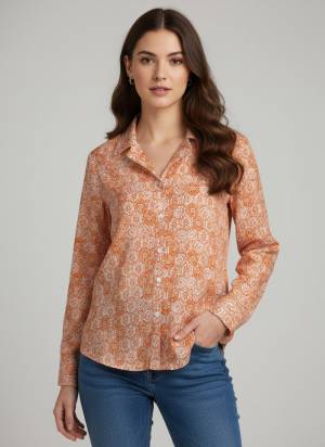 Garb These Beautiful Looking Readymade Short Shirt.These Shirt is Fabricated On Crepe.Its Beautified With Designer Digital Printed.