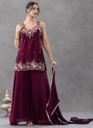 Garb These Suit in Fine Colored Pair With Bottom And Dupatta.These Top Are Chartin And Bottom Are Fabricated On Chartin Pair With Chartin Dupatta.Its Beautified With Designer Embroidery Work.