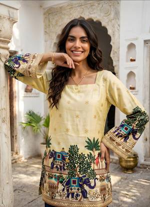 Looking These Beautiful Looking Readymade Short Tunic Kurta.These Kurta is Fabricated On Cotton.Its Beautified With Designer Kalamkari Printed.