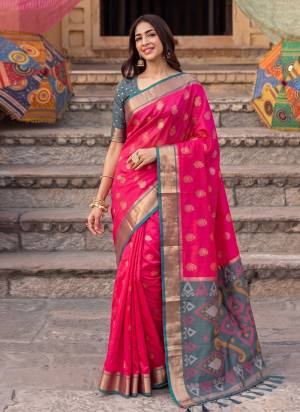 Attractive These Fastive And Party Wear Saree in Fine Colored.These Saree And Blouse is Fabricated On Soft Silk.Its Beautified With Woven Jacquard Designer.