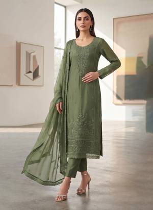 Attractive These Party Wear Designer Salwar Suit in Fine Colored Pair With Bottom And Dupatta.These Top Are Organza Chiffon And Dupatta Are Fabricated On Organza Chiffon Pair With Santoon Bottom.Its Beautified With Designer Thread,Sequance Embroidery Work.