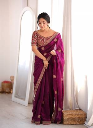 Looking These Fancy Party Wear Saree in Fine Colored.These Saree Are Fendy Satin And Blouse is Fendy Satin Fabricated.Its Beautified With Heavy Designer Embroidery Work.