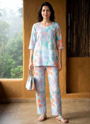 Looking These Beautiful Looking Readymade Co Ord Top And Bottom.These Top And Bottom is Fabricated On Rayon Blend.Its Beautified With Designer Printed.