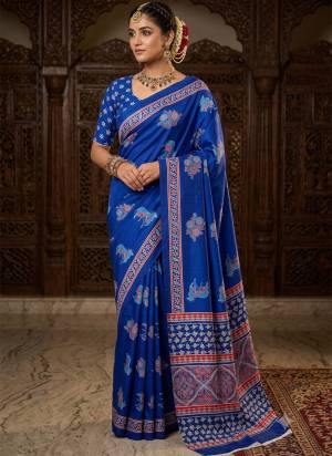 Attractive These Fastive And Party Wear Saree in Fine Colored.These Saree And Blouse is Fabricated On Crepe Silk.Its Beautified With Designer Digital Printed.
