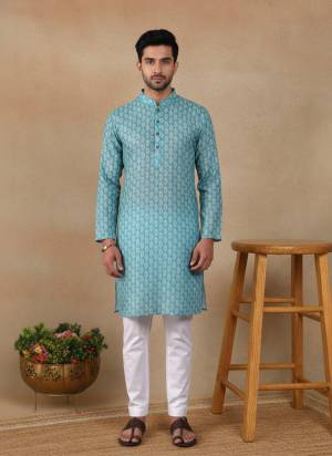 For A festive Wear,Grab These Readymade Kurta With Bottom in Fine Colored.These Kurta is Fabricated On Linen And Art Silk Payjama With Designer Digital Printed.Buy Now.