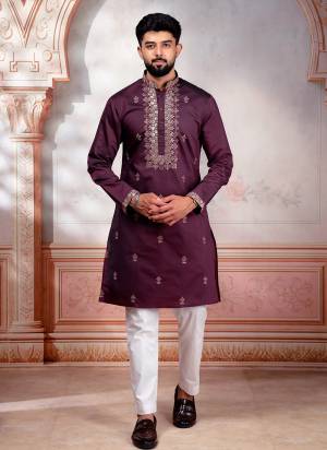 For A festive And Party Wear,Looking These Readymade Kurta With Payjama in Fine Colored.These Kurta is Fabricated On Cotton And Art Silk Bottom With Designer Embroidery Work.Buy Now.