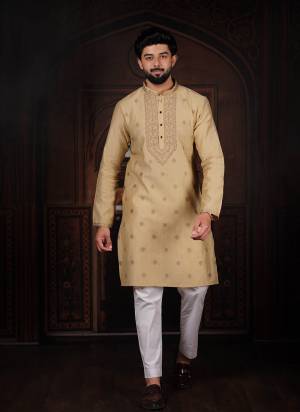 For A festive And Party Wear,Looking These Readymade Kurta With Payjama in Fine Colored.These Kurta is Fabricated On Cotton And Art Silk Bottom With Designer Jacquard Work.Buy Now.