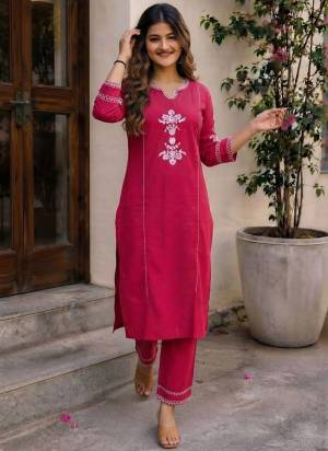 Grab These Beautiful Looking Readymade Co Ord Top With Bottom Set.These Top And Bottom is Fabricated On Cotton.Its Beautified With Designer Thread Embroidery Work.
