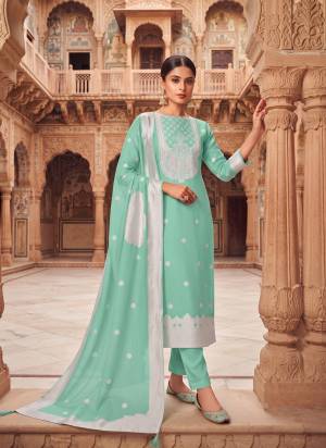 Garb These Suit in Fine Colored Pair With Bottom And Dupatta.These Top And Dupatta Are Fabricated On Organza Pair With Jam Satin Bottom.Its Beautified With Woven Designer With Embroidery, Hand Work.