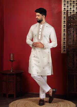 For A festive And Party Wear,Looking These Readymade Kurta With Payjama in Fine Colored.These Kurta is Fabricated On Cotton And Art Silk Bottom With Designer Embroidery Work.Buy Now.