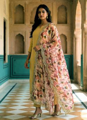 Grab These Beautiful Colored Ethnic Dupatta.This Dupatta is Fabricated On Beautiful Jimmy Choo Fabric . It Is Beautified With Beautiful Digital Printed With Lace Work.