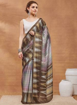 Looking These Party Wear Ready To Wear Saree in Fine Colored.These Saree Are Satin And Blouse is Satin Fabricated.Its Beautified With Designer Printed.