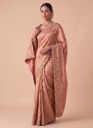Attrective These Party Wear Saree in Fine Colored.These Saree Are Banarasi Silk And Blouse is Banarasi Silk Fabricated.Its Beautified With Woven Lahariya Designer With Hand Work.