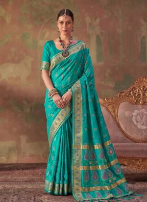 Looking These Fastive And Party Wear Saree in Fine Colored.These Saree And Blouse is Fabricated On Soft Silk.Its Beautified With Weaving Jacquard Designer.