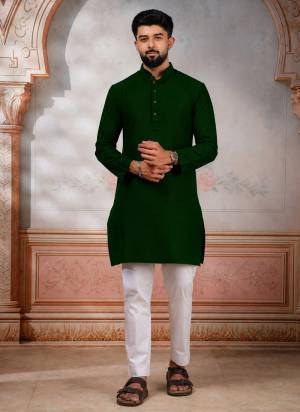 For A festive And Party Wear,Looking These Readymade Kurta With Payjama in Fine Colored.These Kurta is Fabricated On Cotton And Art Silk Bottom With Woven Designer.Buy Now.