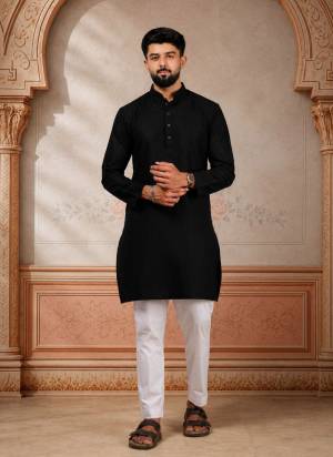 For A festive And Party Wear,Looking These Readymade Kurta With Payjama in Fine Colored.These Kurta is Fabricated On Cotton And Art Silk Bottom With Woven Designer.Buy Now.