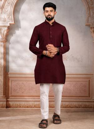 For A festive And Party Wear,Looking These Readymade Kurta With Payjama in Fine Colored.These Kurta is Fabricated On Cotton And Art Silk Bottom With Woven Designer.Buy Now.