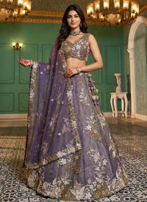 Attrective Looking This Party Wear Fine Color Fancy Heavy Designer Choli And Lahenga Fabriced On Tissue And Dupatta Tissue In Fabricated Beautified With Attrective Designer Sequance,Beads Embroidery Work. Buy Now.