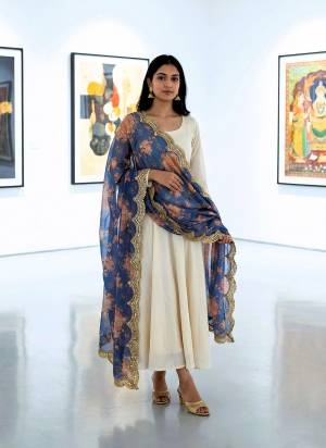 Looking These Beautiful Colored Ethnic Dupatta.This Dupatta is Fabricated On Beautiful Art Silk Fabric . It Is Beautified With Beautiful Digital Printed With Lace Work.