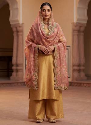 Looking These Beautiful Colored Ethnic Dupatta.This Dupatta is Fabricated On Beautiful Art Silk Fabric . It Is Beautified With Beautiful Digital Printed With Lace Work.
