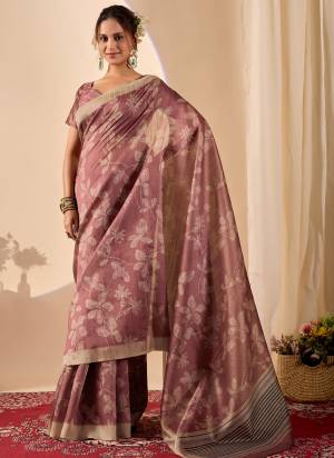 Looking These Party Wear Ready To Wear Saree in Fine Colored.These Saree Are Jute Silk And Blouse is Jute Silk Fabricated.Its Beautified With Designer Printed.