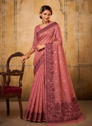 Attrective These Fastive And Party Wear Saree in Fine Colored.These Saree And Blouse is Fabricated On Cotton.Its Beautified With Weaving Thread Designer.