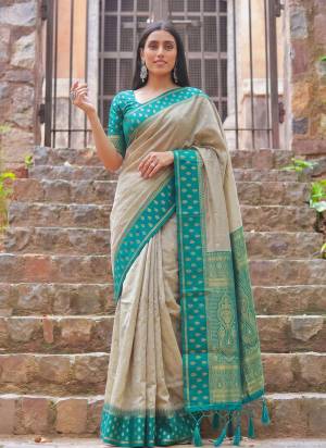 Attractive These Fastive And Party Wear Saree in Fine Colored.These Saree And Blouse is Fabricated On Cotton.Its Beautified With Weaving Jacquard Designer.